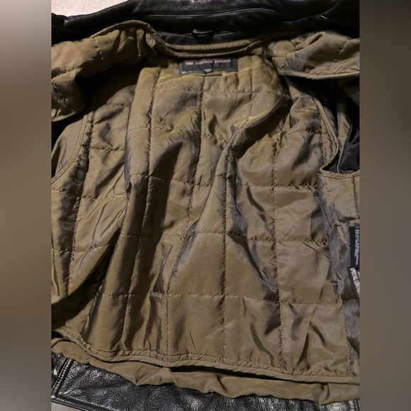 Wilsons Leather Black Bomber Jacket with Tan Lining - Picture 6 of 8